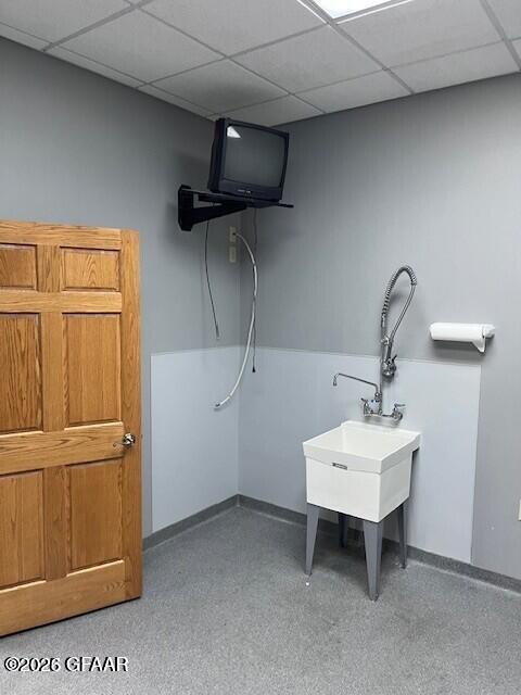 910 WASHINGTON Street S