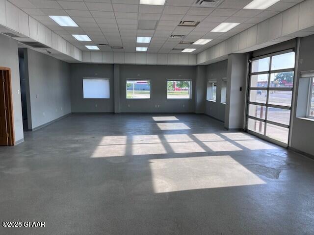 910 WASHINGTON Street S