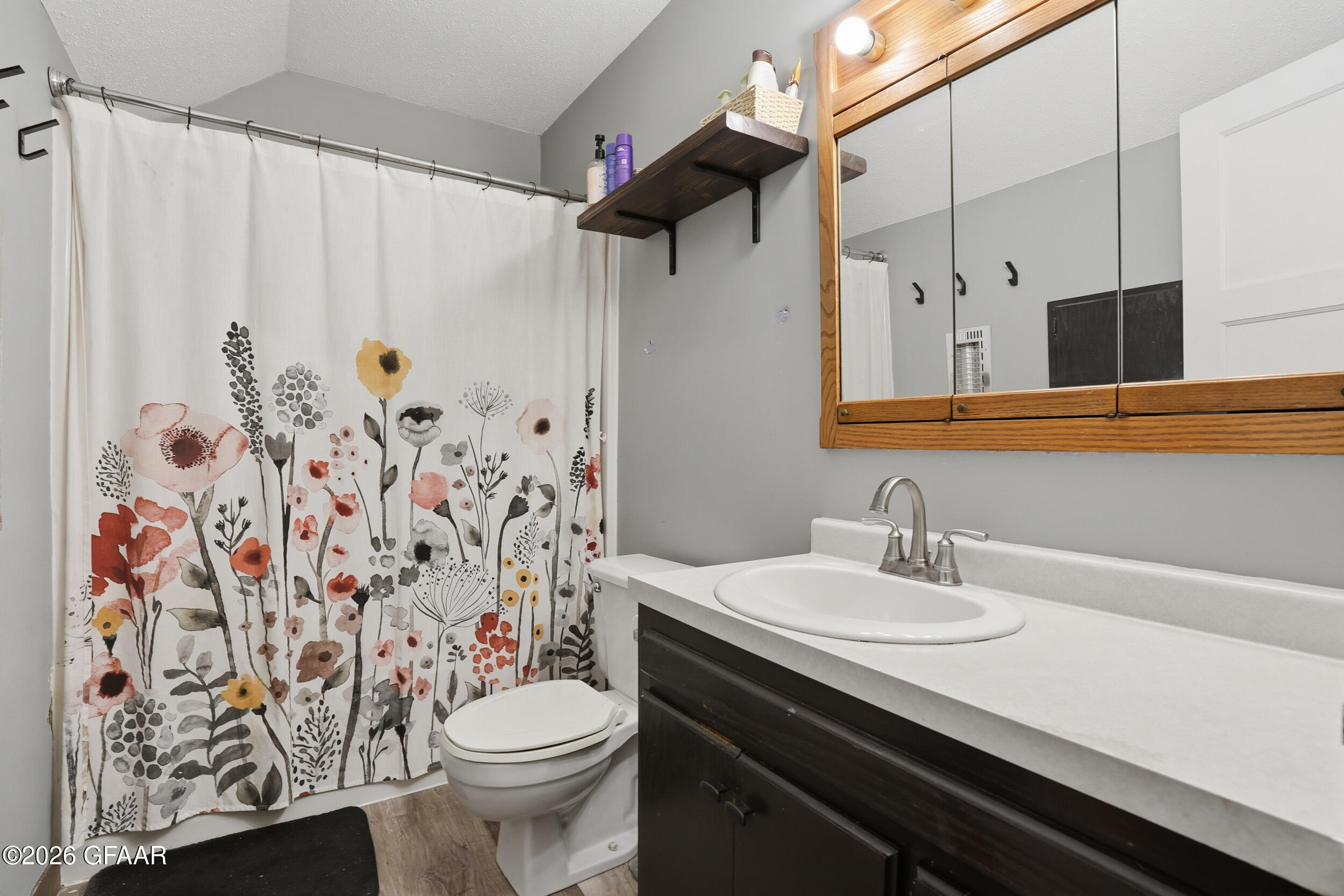 1010 CHESTNUT Street