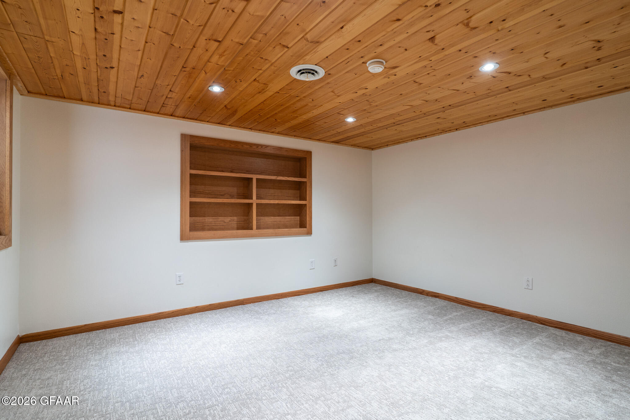 2022 WINTERGREEN Court