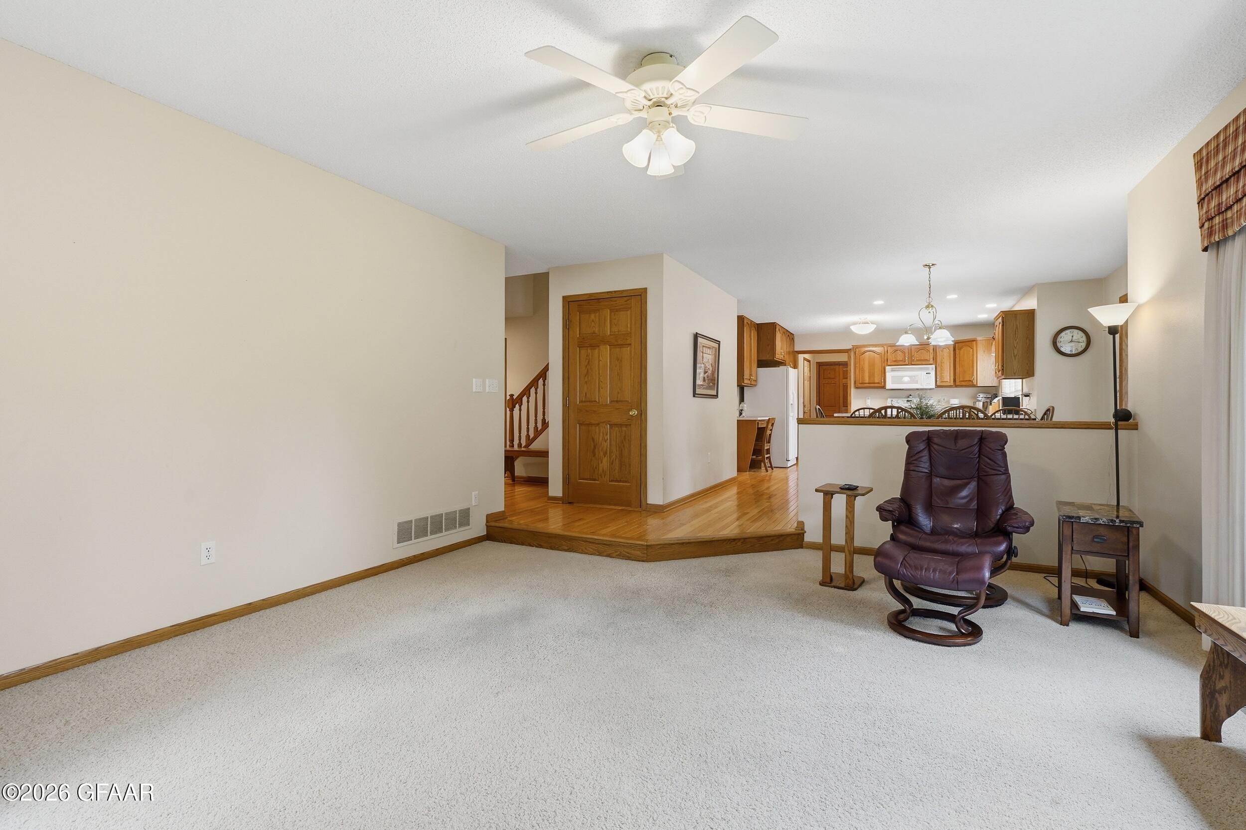 1401 NORLAND Circle