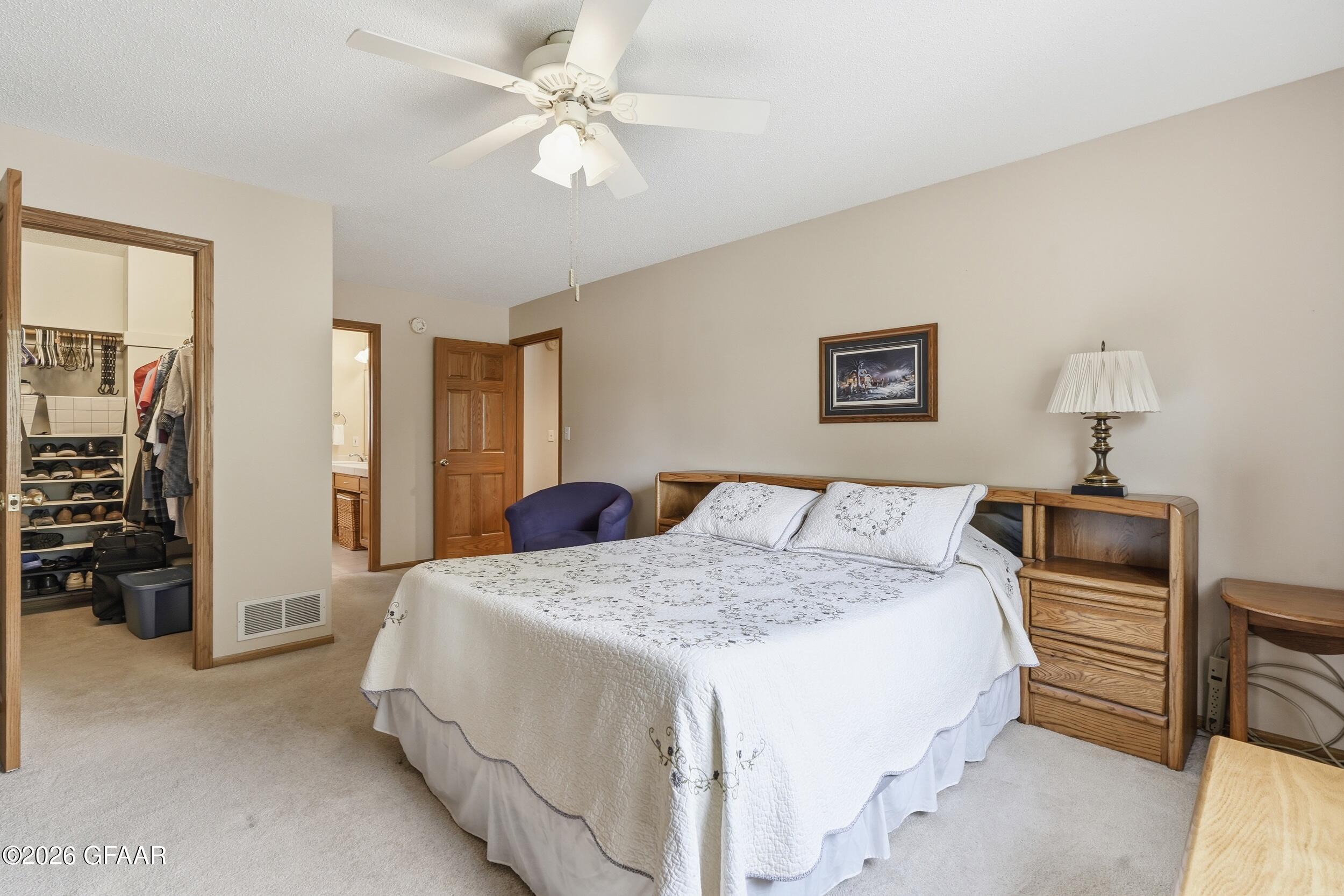 1401 NORLAND Circle