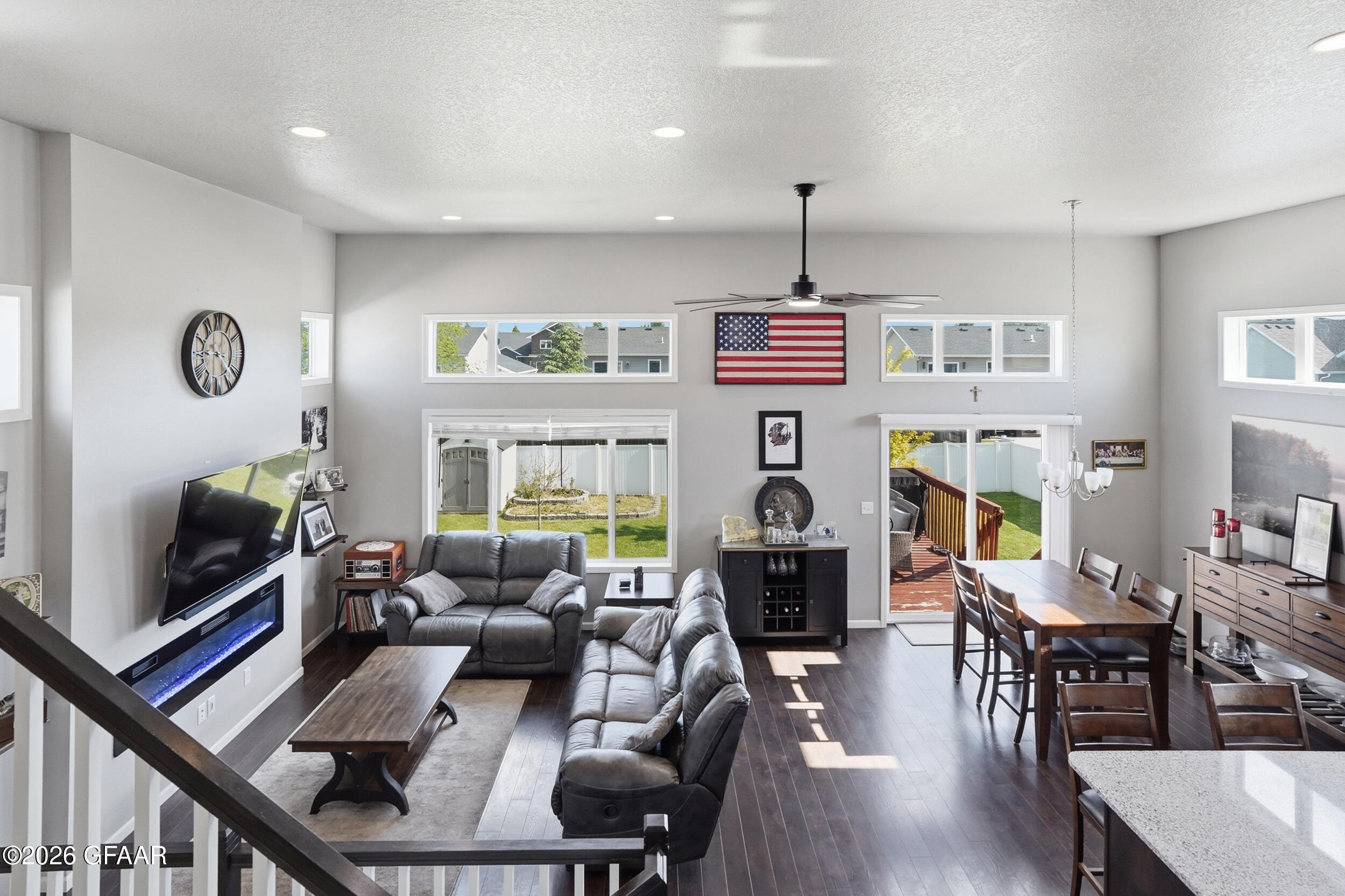 762 CEDAR BURLS Drive