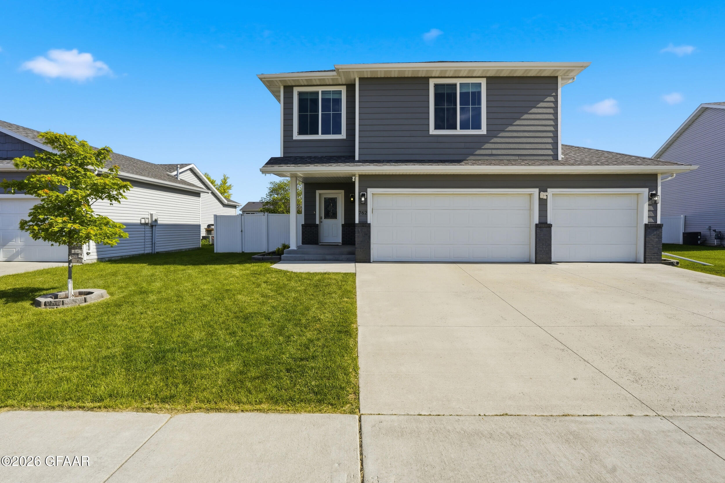 762 CEDAR BURLS Drive