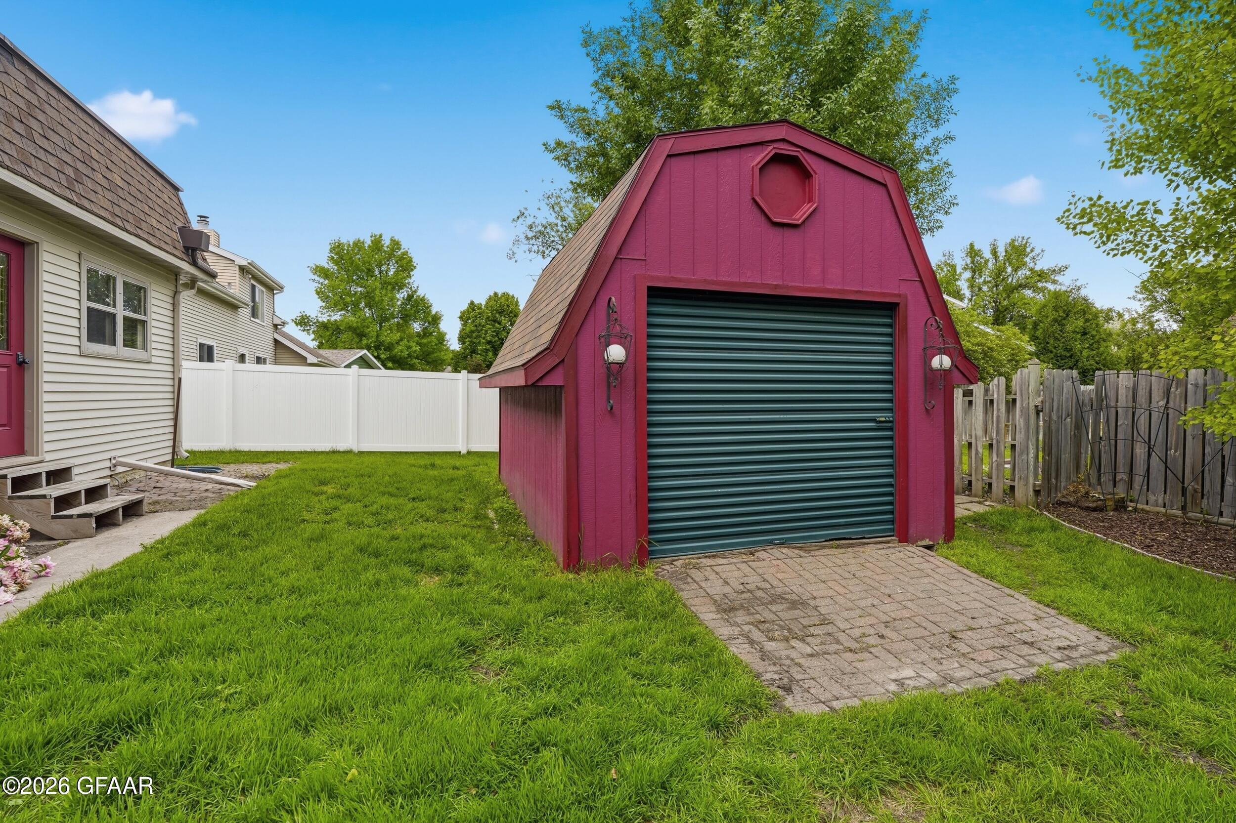 2229 FALLCREEK Court