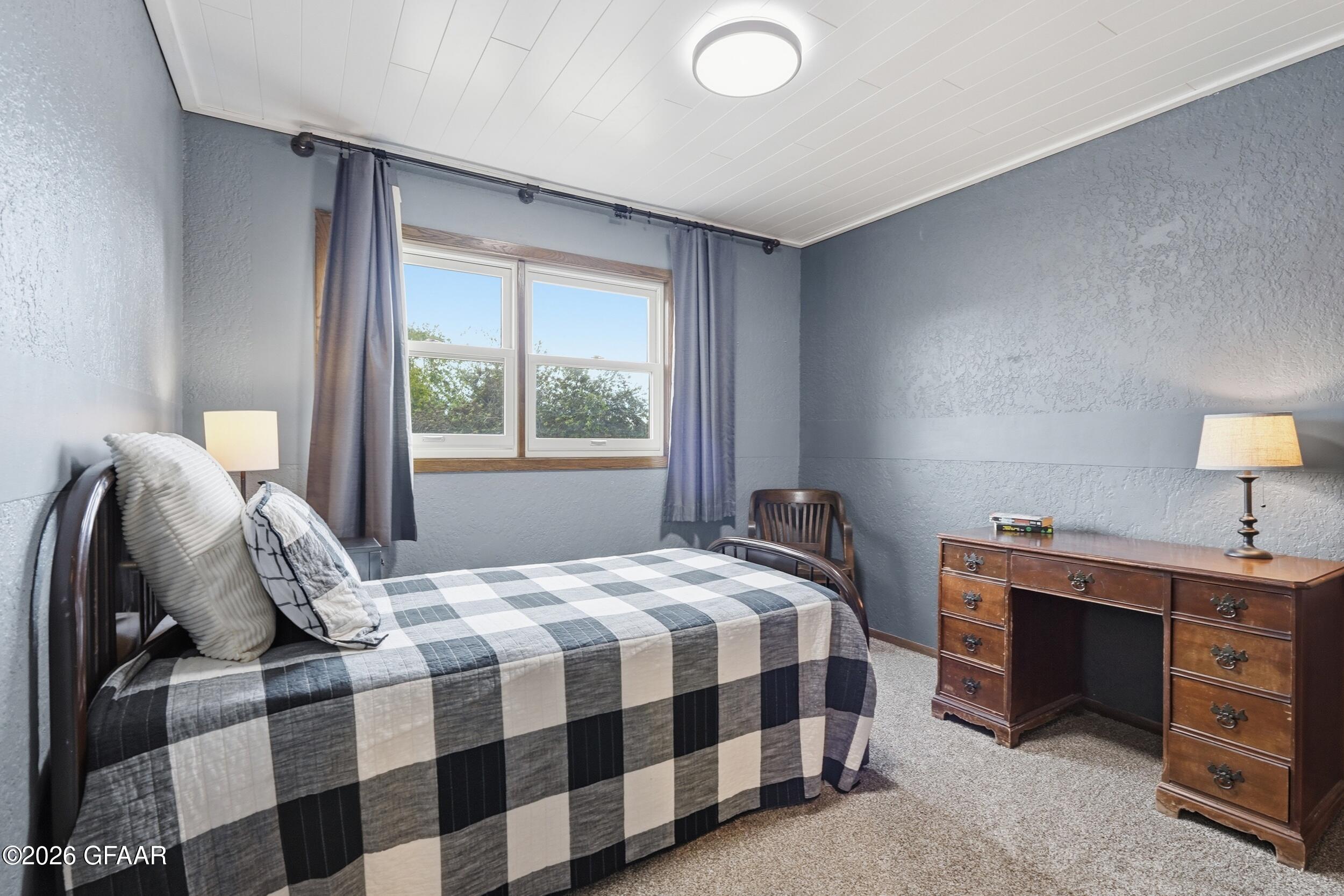 2229 FALLCREEK Court
