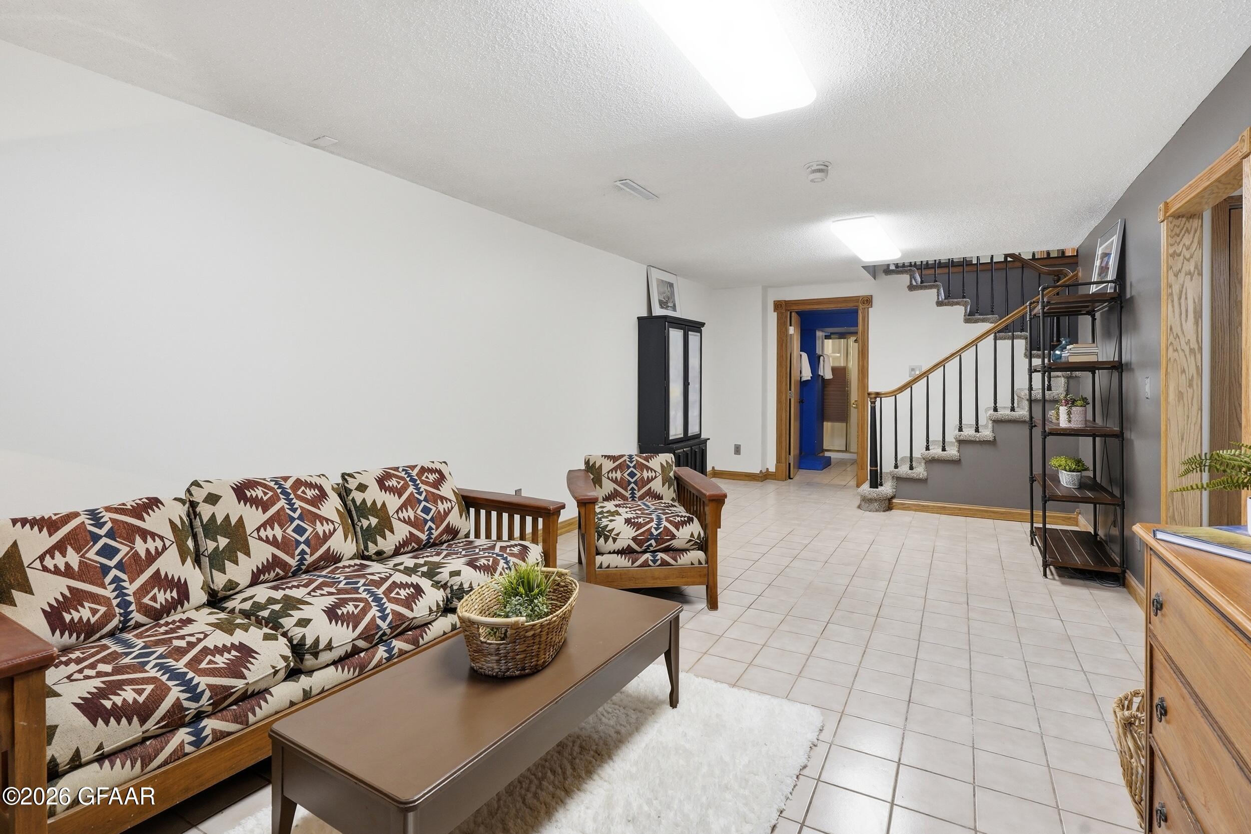 2229 FALLCREEK Court