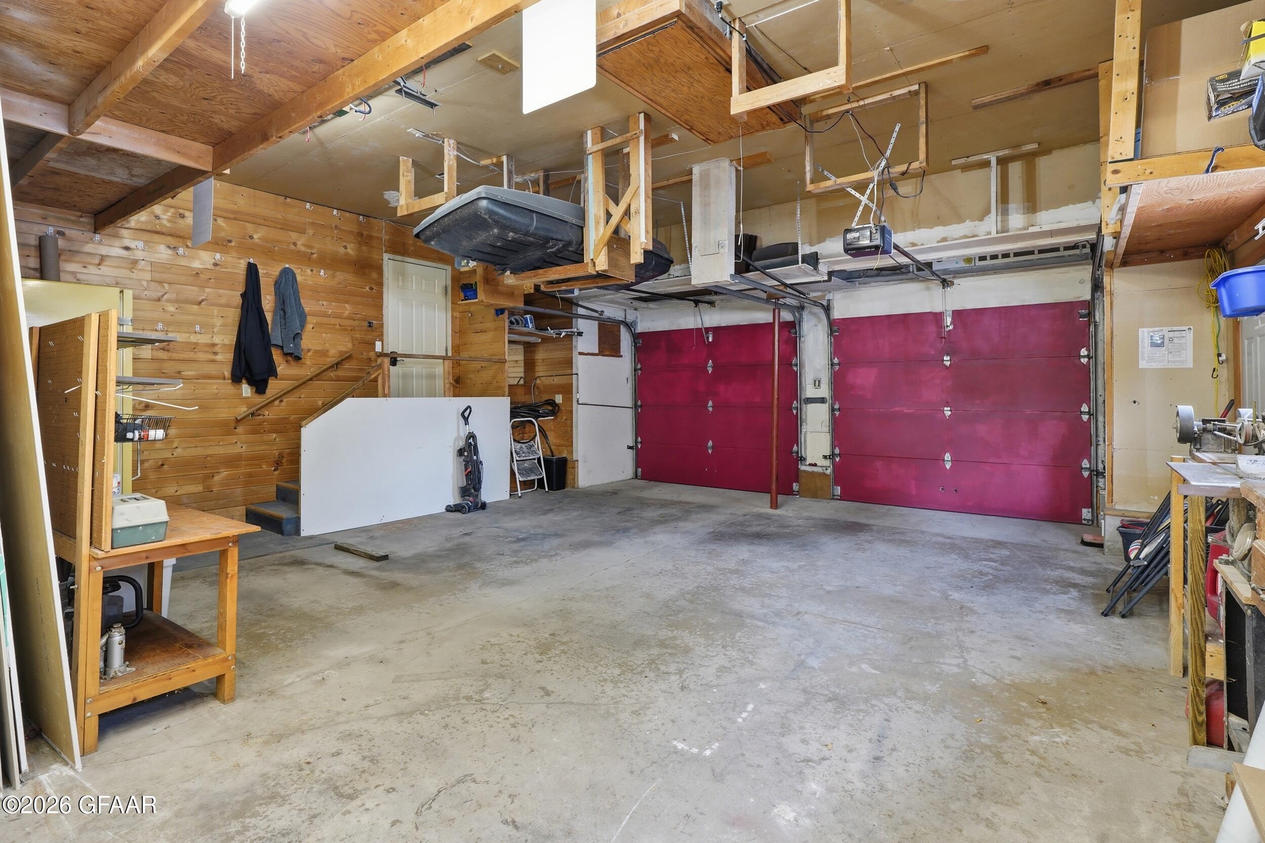 2229 FALLCREEK Court