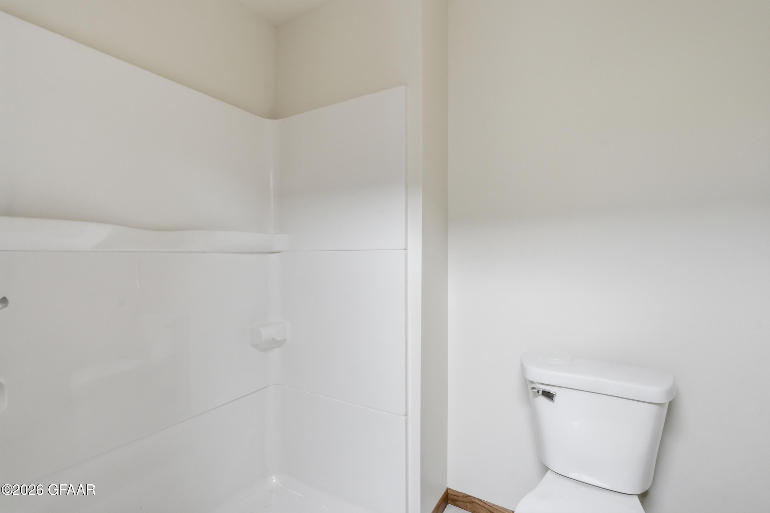 2229 FALLCREEK Court