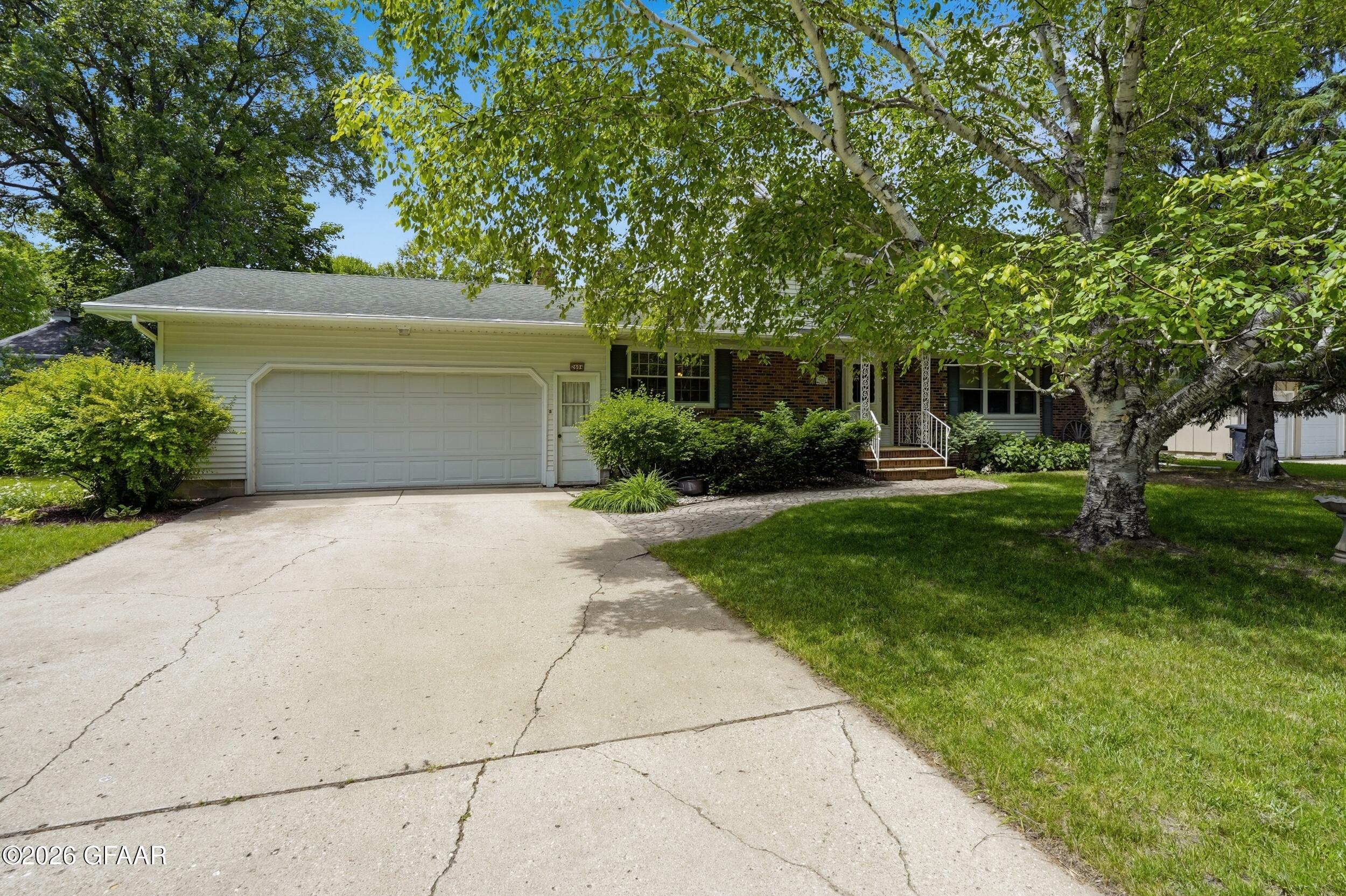 2604 BELMONT Road