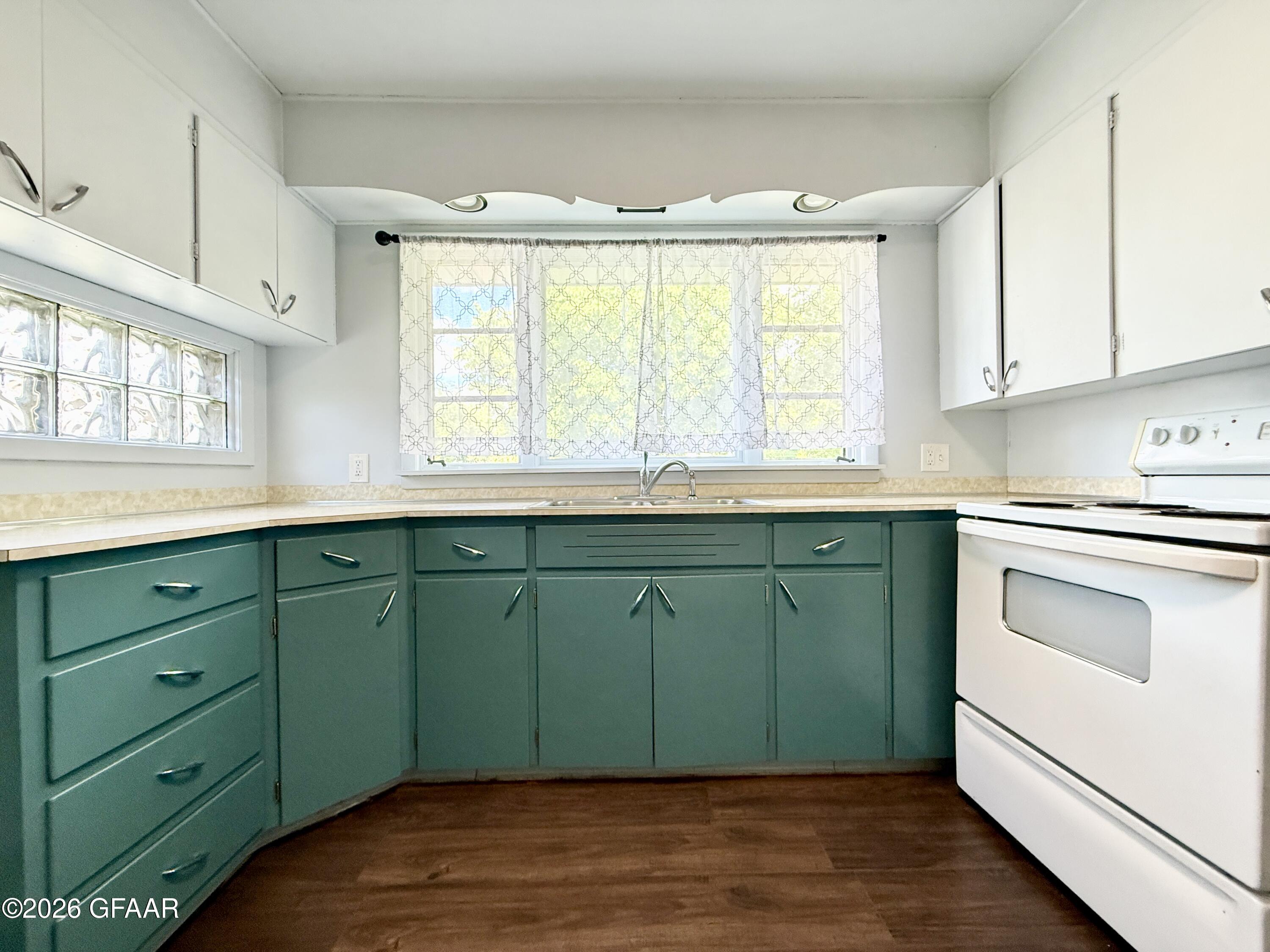 1012 4TH Street