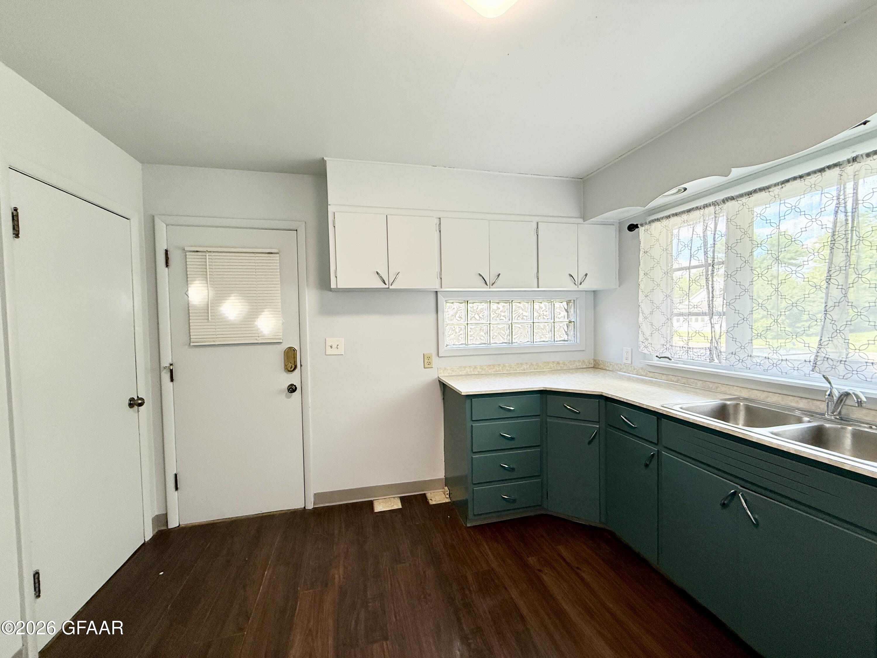 1012 4TH Street