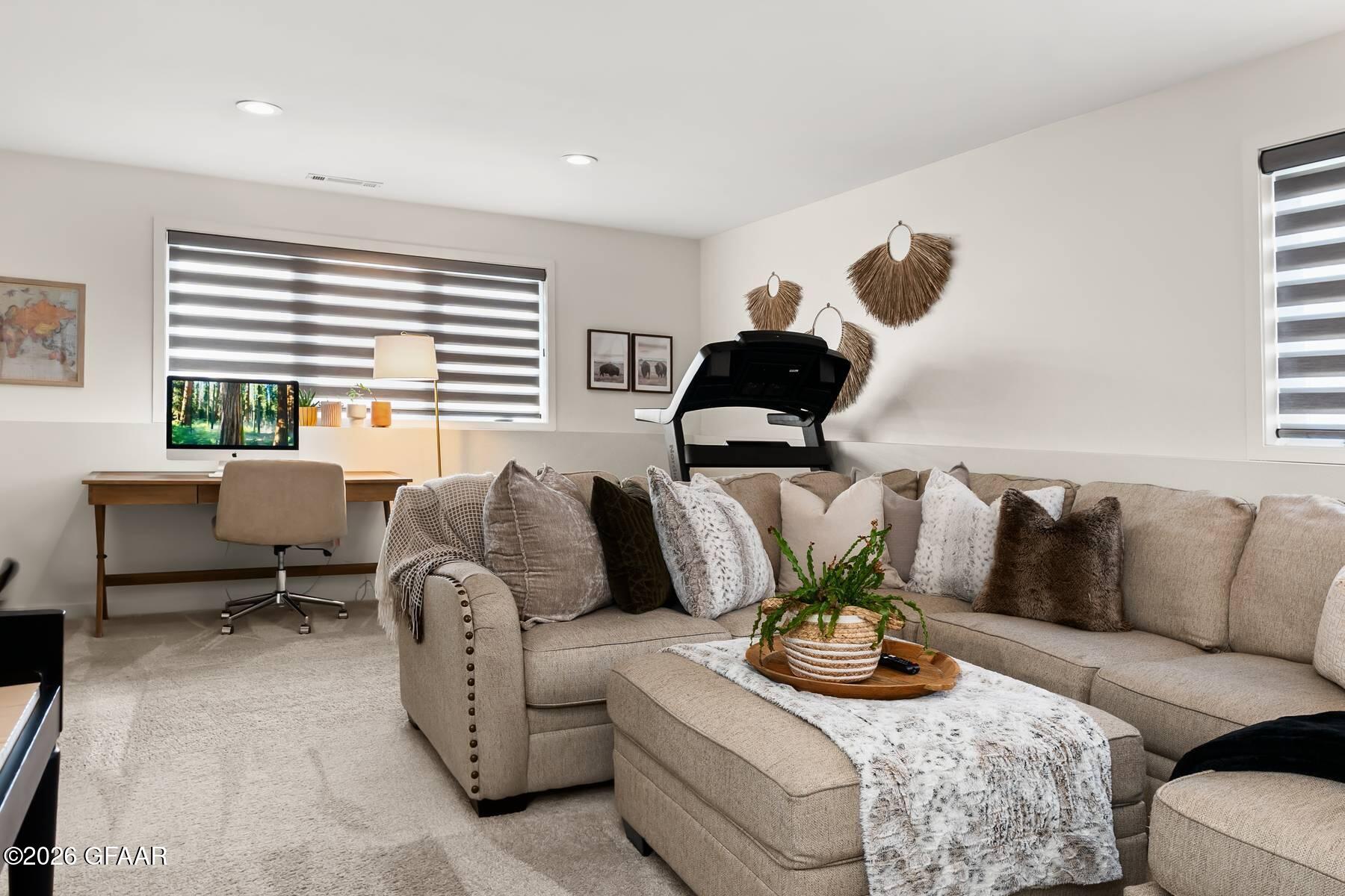 5983 PRAIRIEWOOD Drive