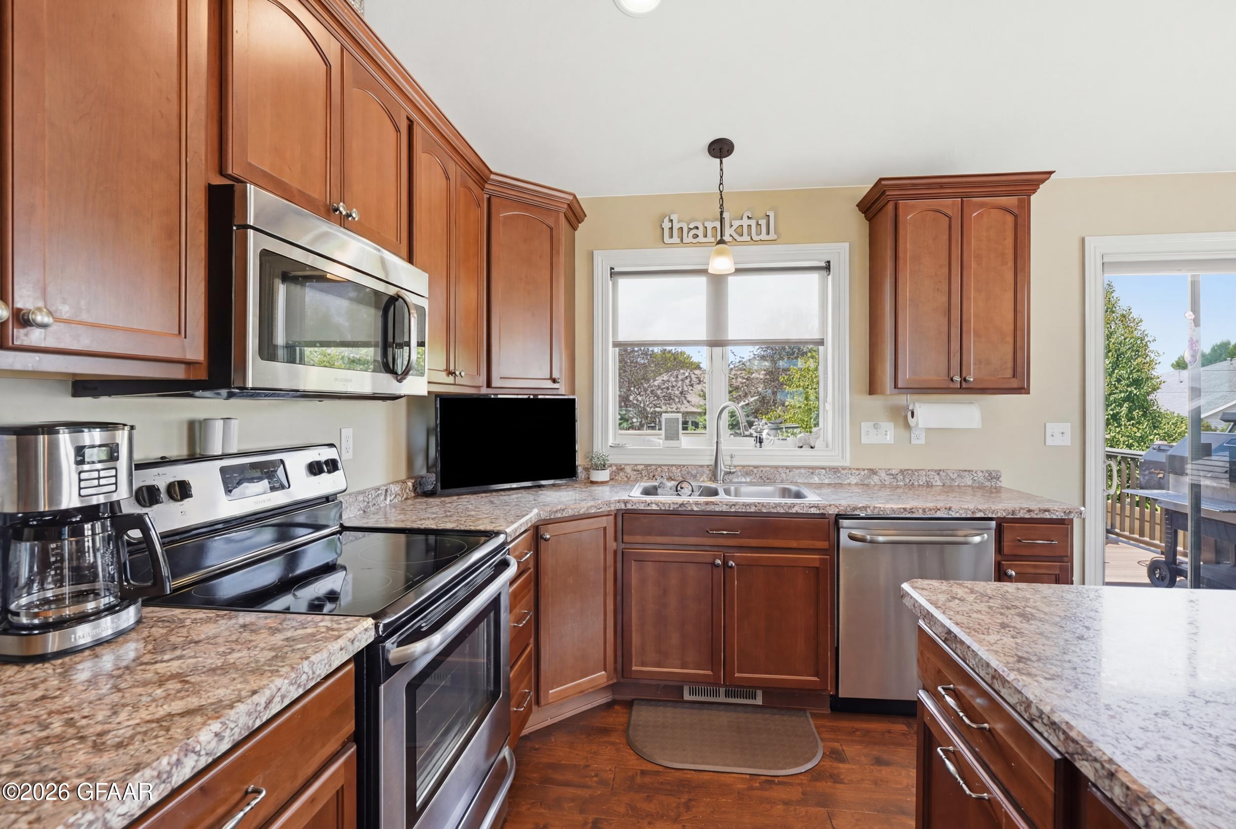 29 RIVERVIEW Lane SE
