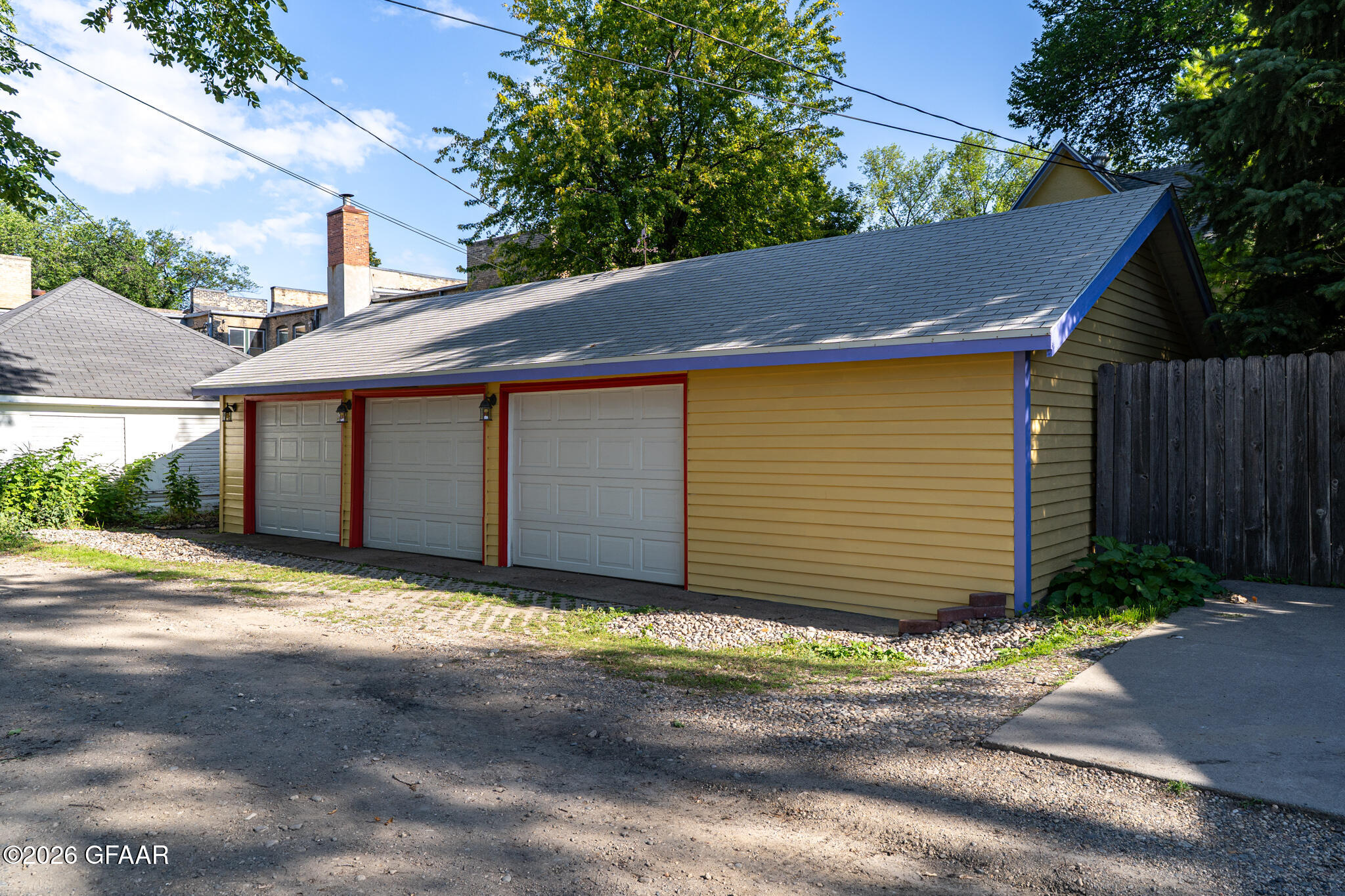 412 6TH Street