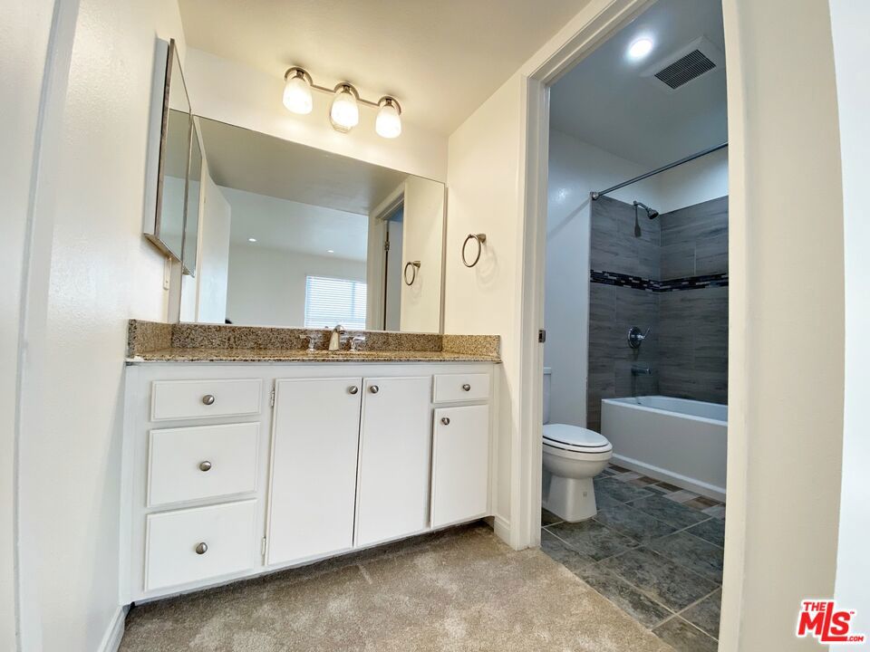 18411 Hatteras Street Unit: 244