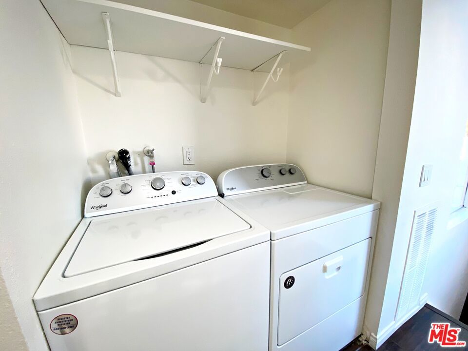 18411 Hatteras Street Unit: 244