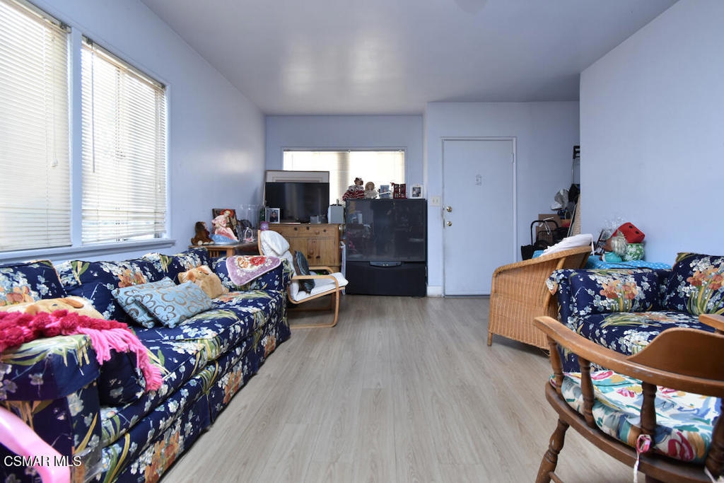 1041 Wilcox Avenue
