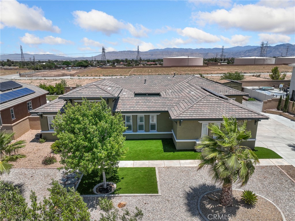 7219 Evening Star Rose Court