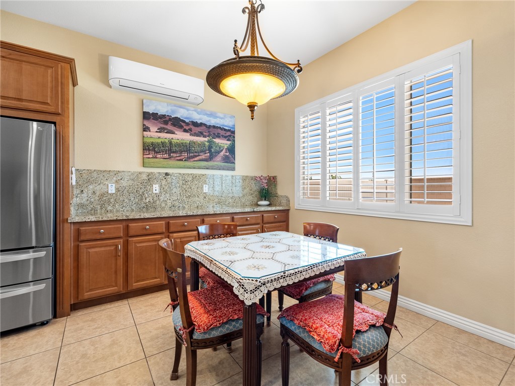 7219 Evening Star Rose Court