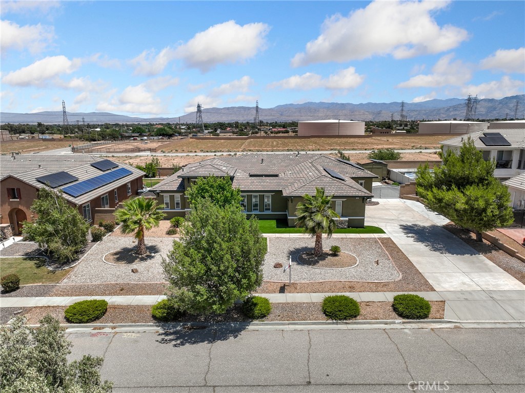 7219 Evening Star Rose Court