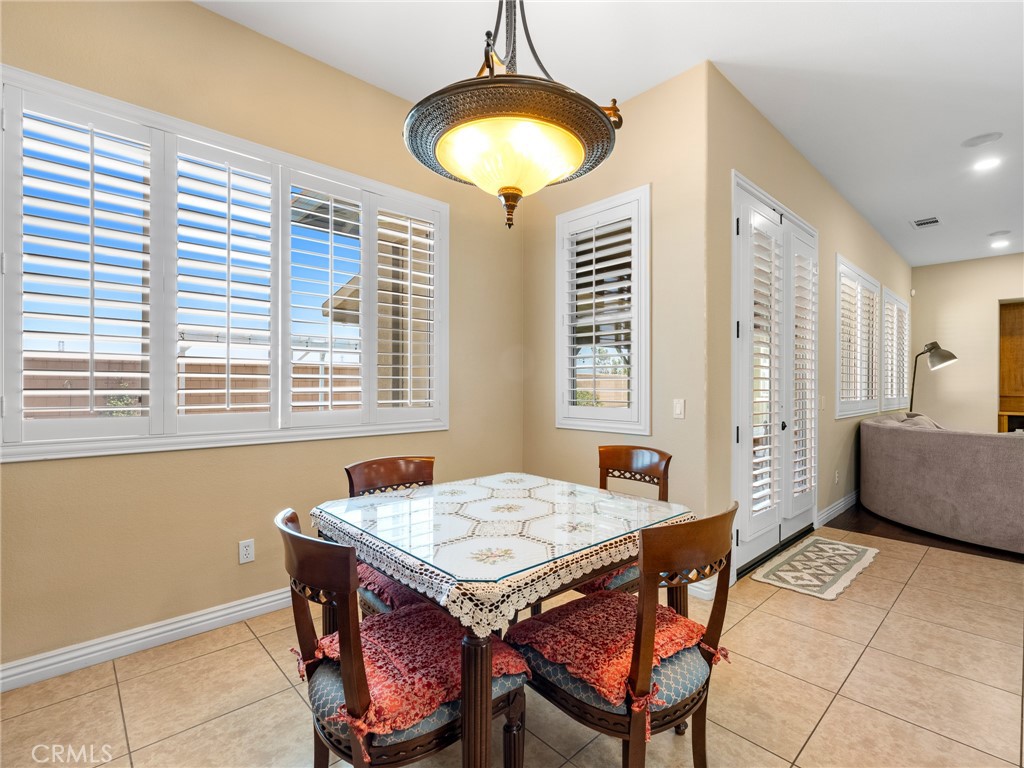 7219 Evening Star Rose Court