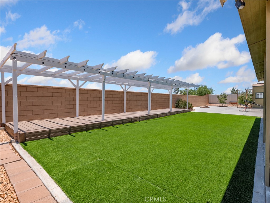 7219 Evening Star Rose Court