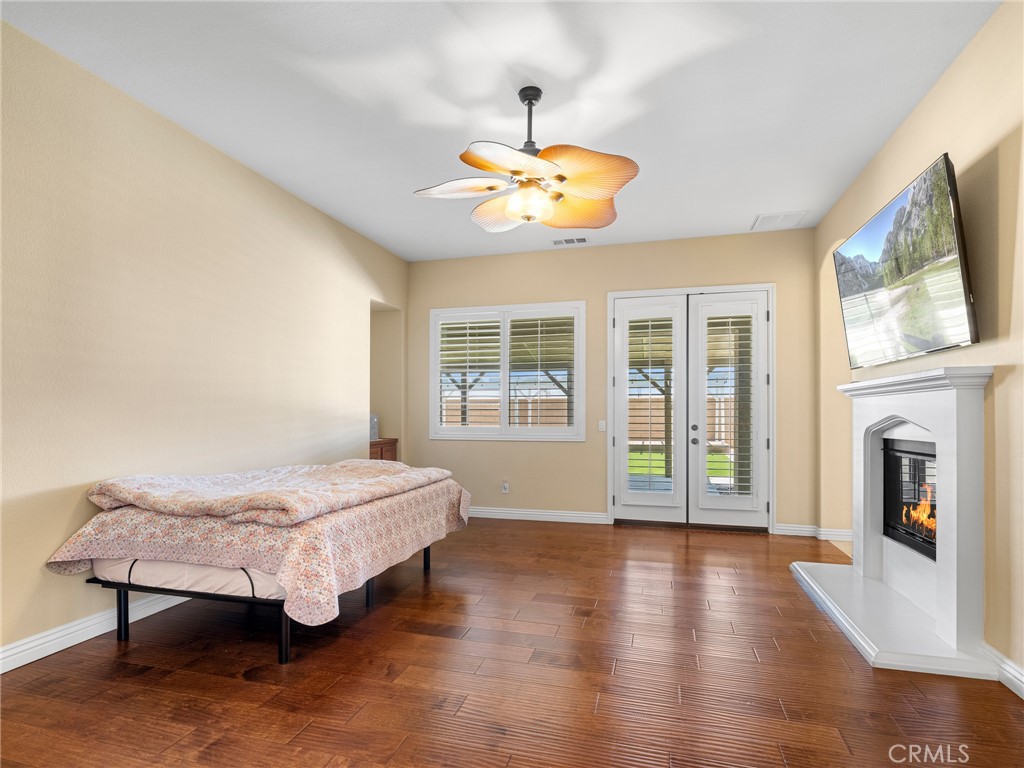 7219 Evening Star Rose Court