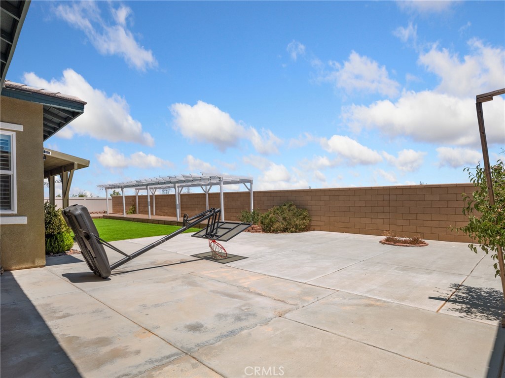 7219 Evening Star Rose Court