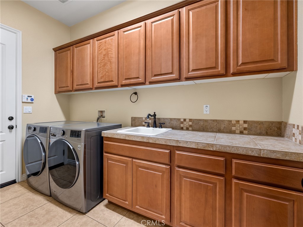 7219 Evening Star Rose Court