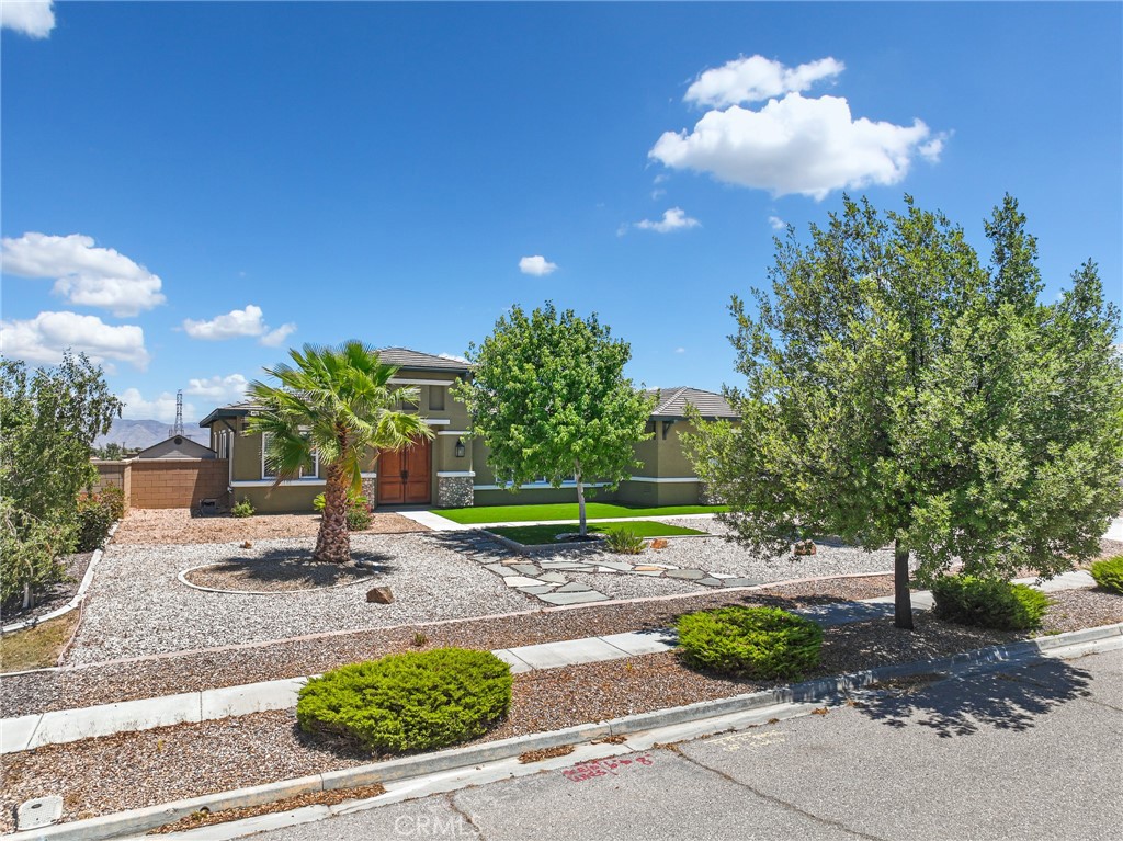 7219 Evening Star Rose Court