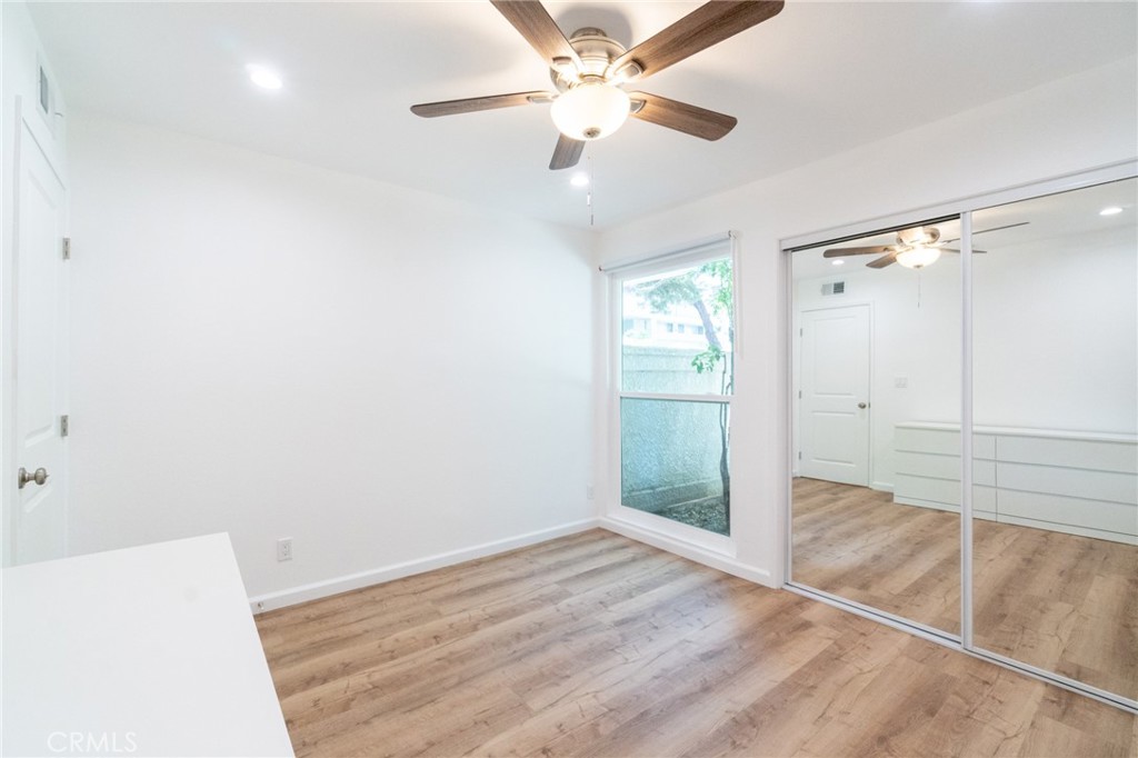 20134 Leadwell Street 114