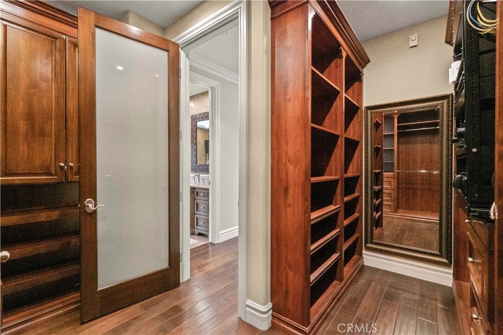 6167 Woodland View Drive