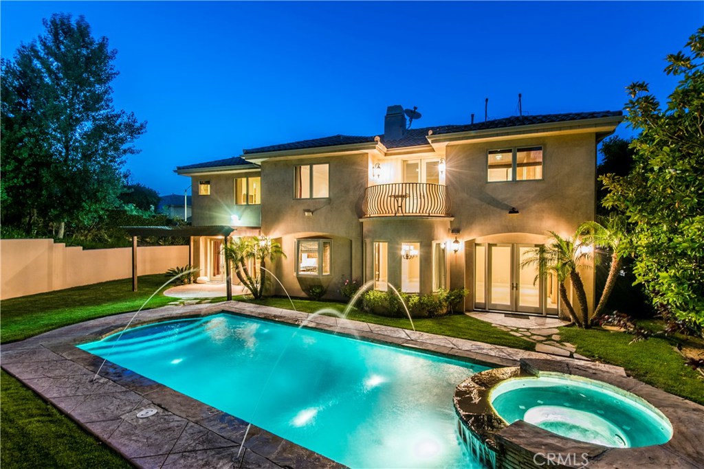 6167 Woodland View Drive