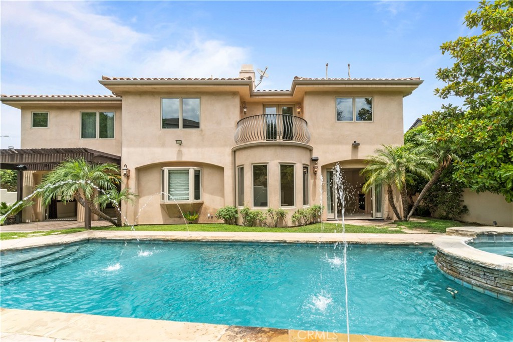 6167 Woodland View Drive
