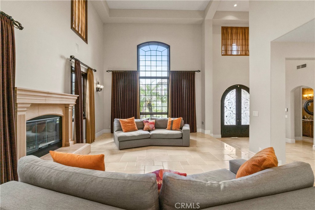 6167 Woodland View Drive