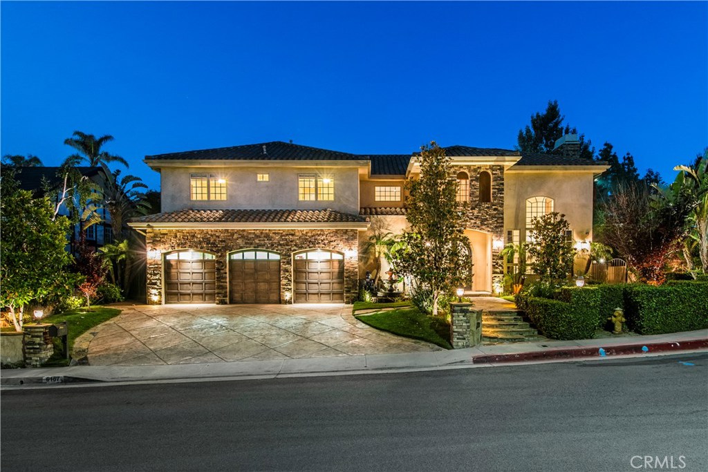 6167 Woodland View Drive