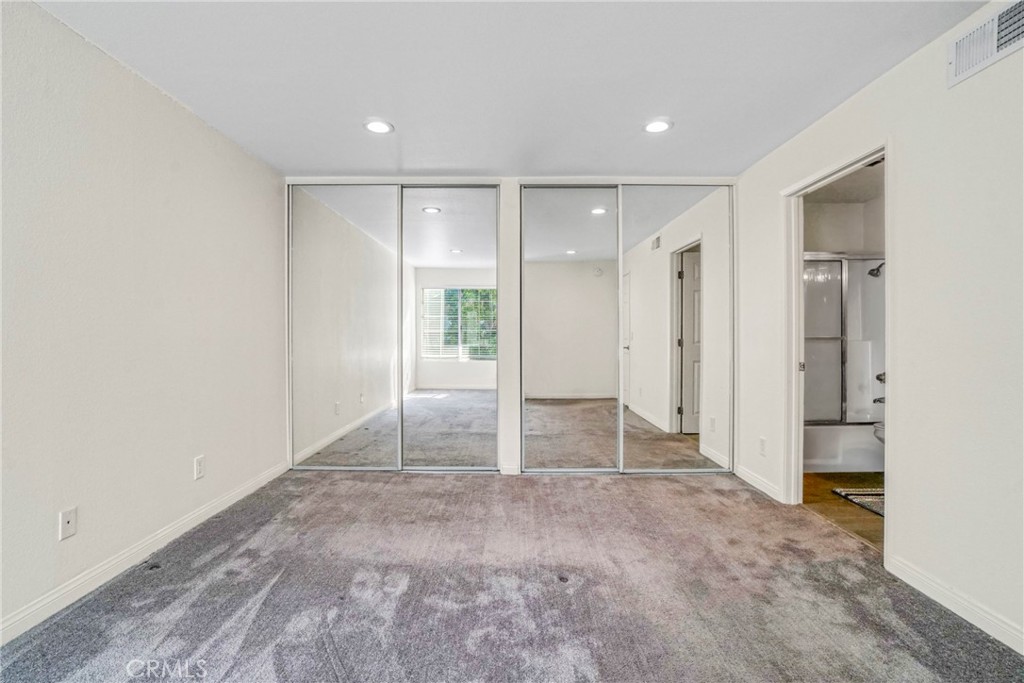 5535 Canoga Avenue 221