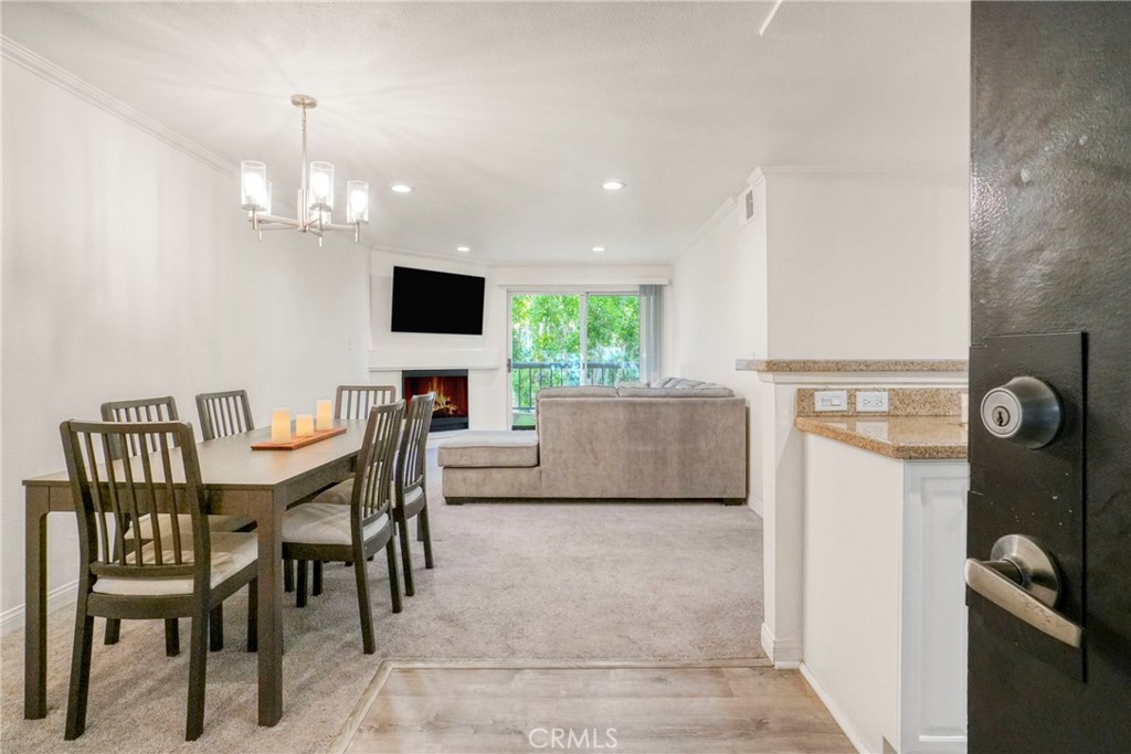 5535 Canoga Avenue 221