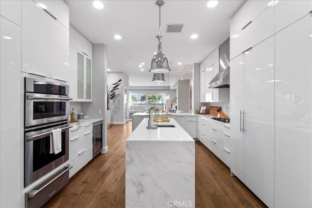 22065 Pacific Coast Hwy 3