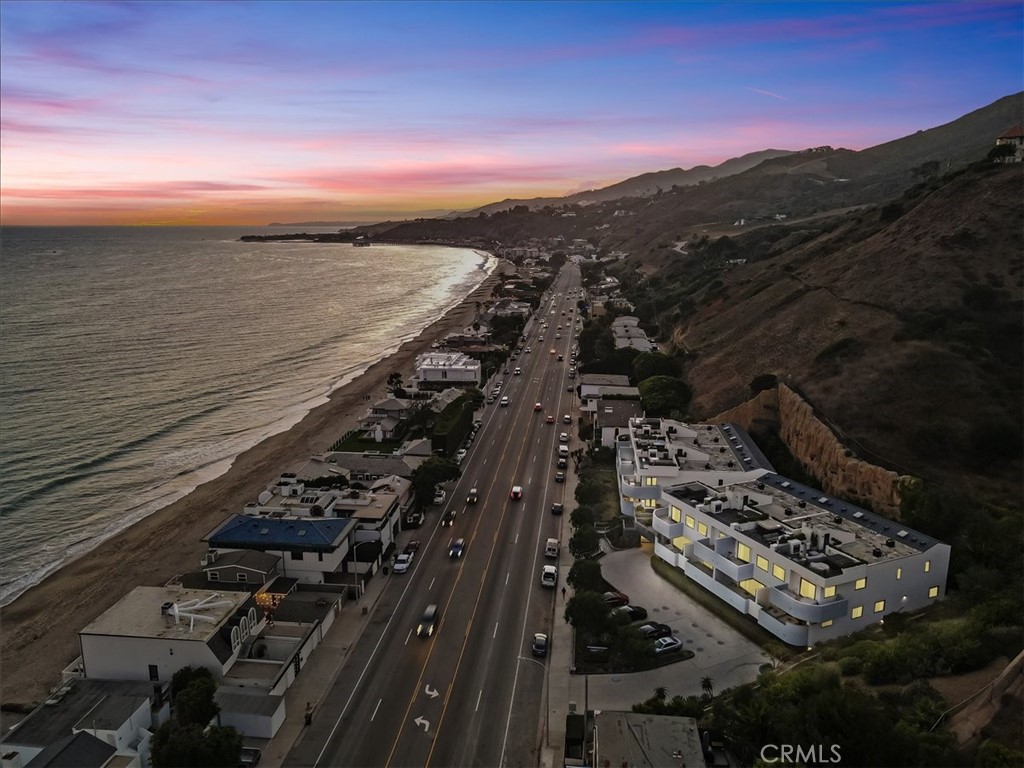 22065 Pacific Coast Hwy 3