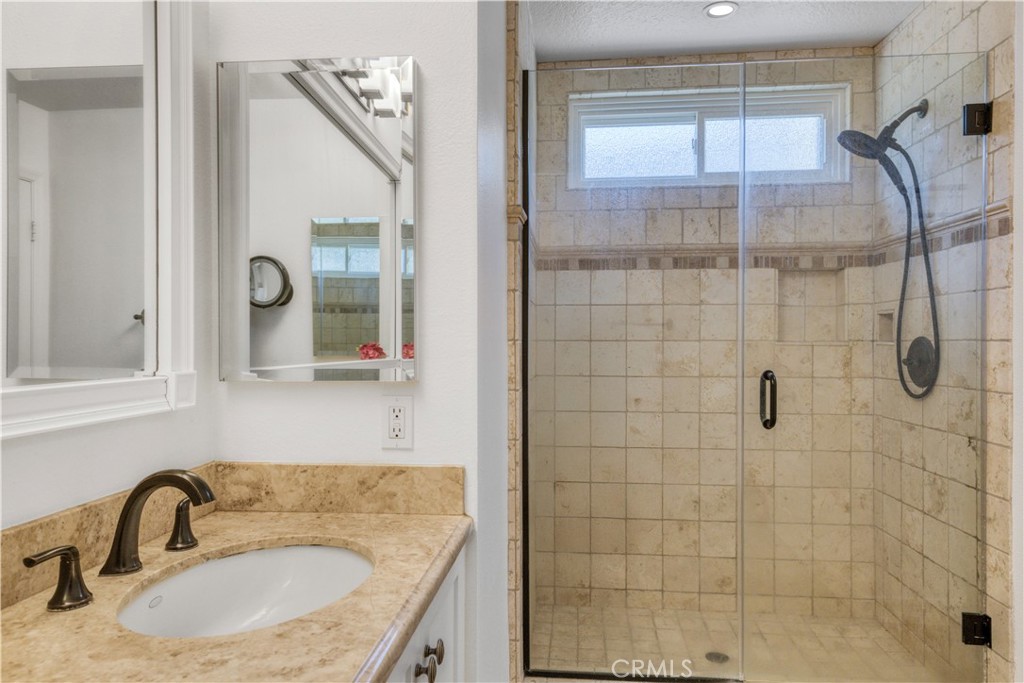 7101 Shadow Ridge Court