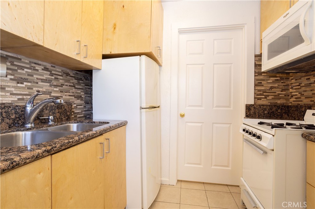 10410 Amigo Avenue A