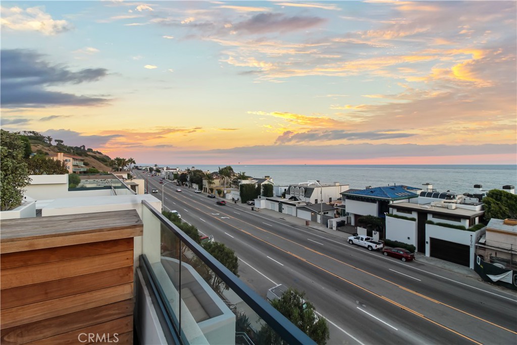 22065 Pacific Coast Hwy 3
