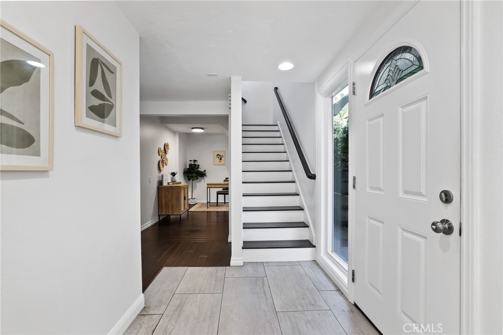 715 Oceanhill Drive