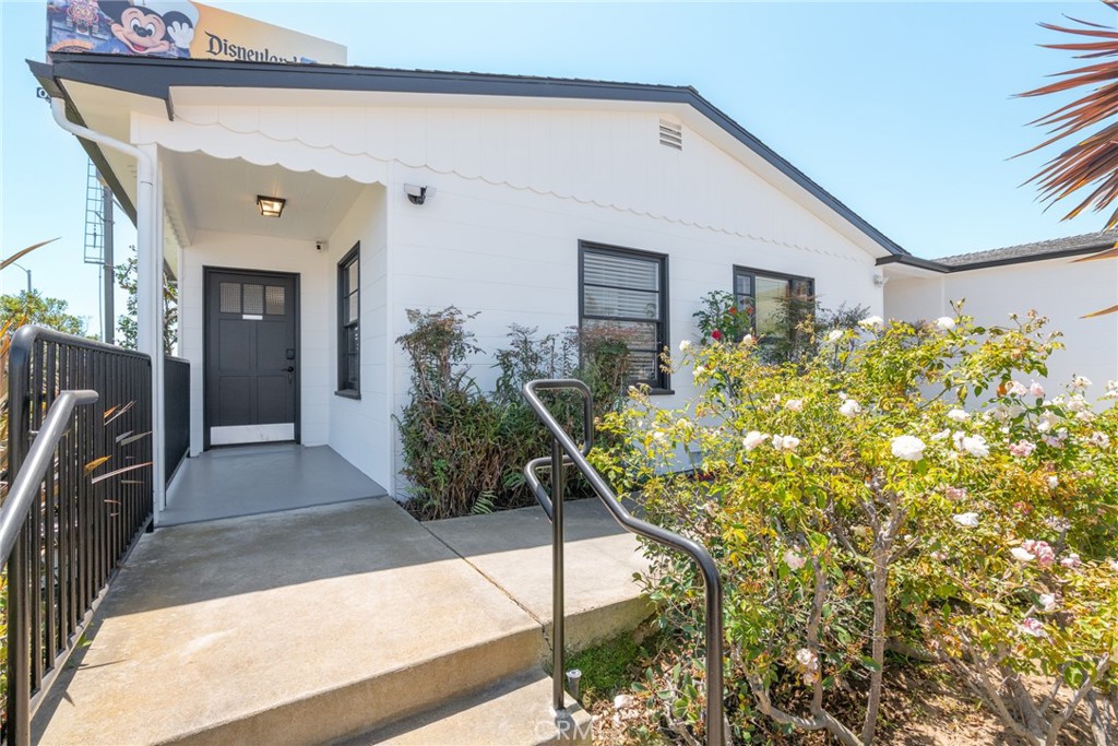 19361 Beach Blvd.