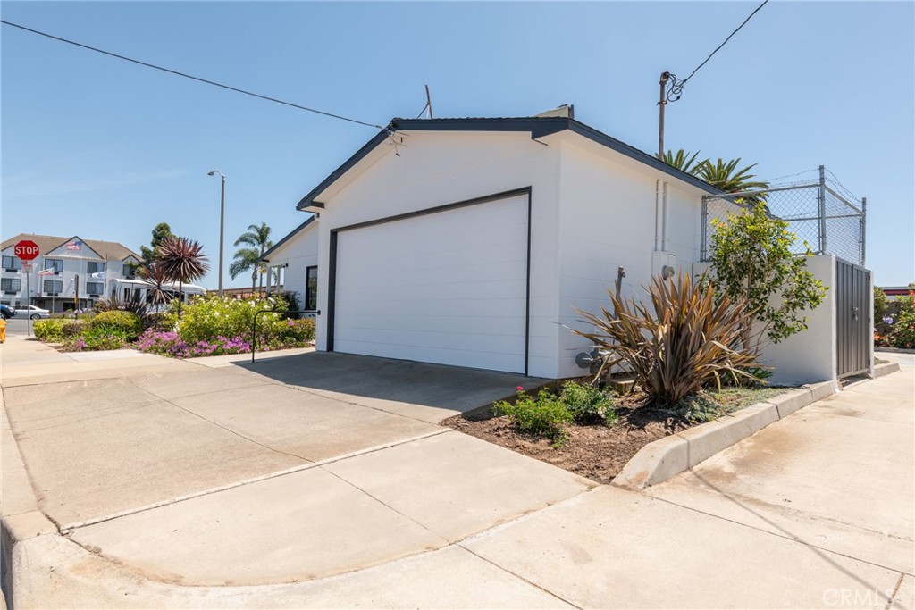 19361 Beach Blvd.