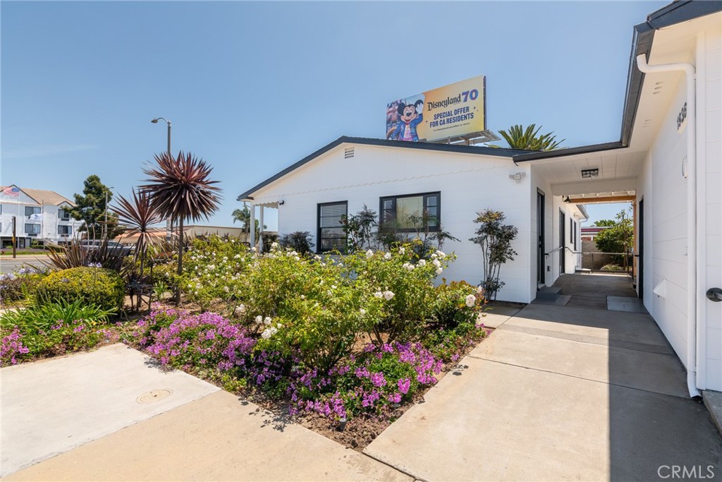 19361 Beach Blvd.