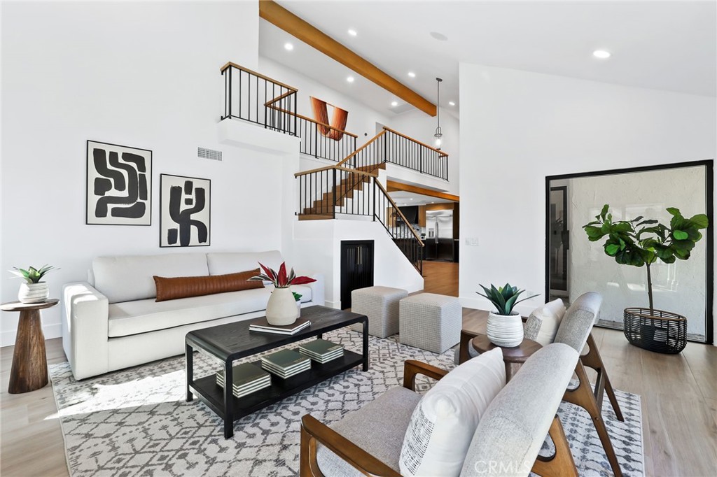 3889 Humboldt Drive