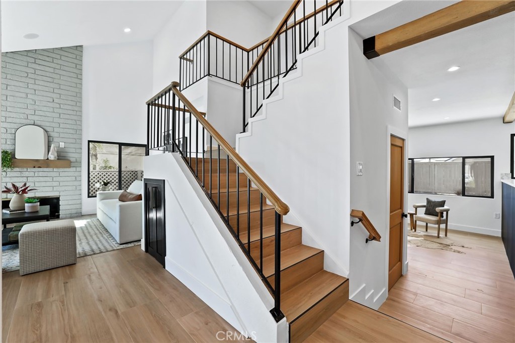 3889 Humboldt Drive